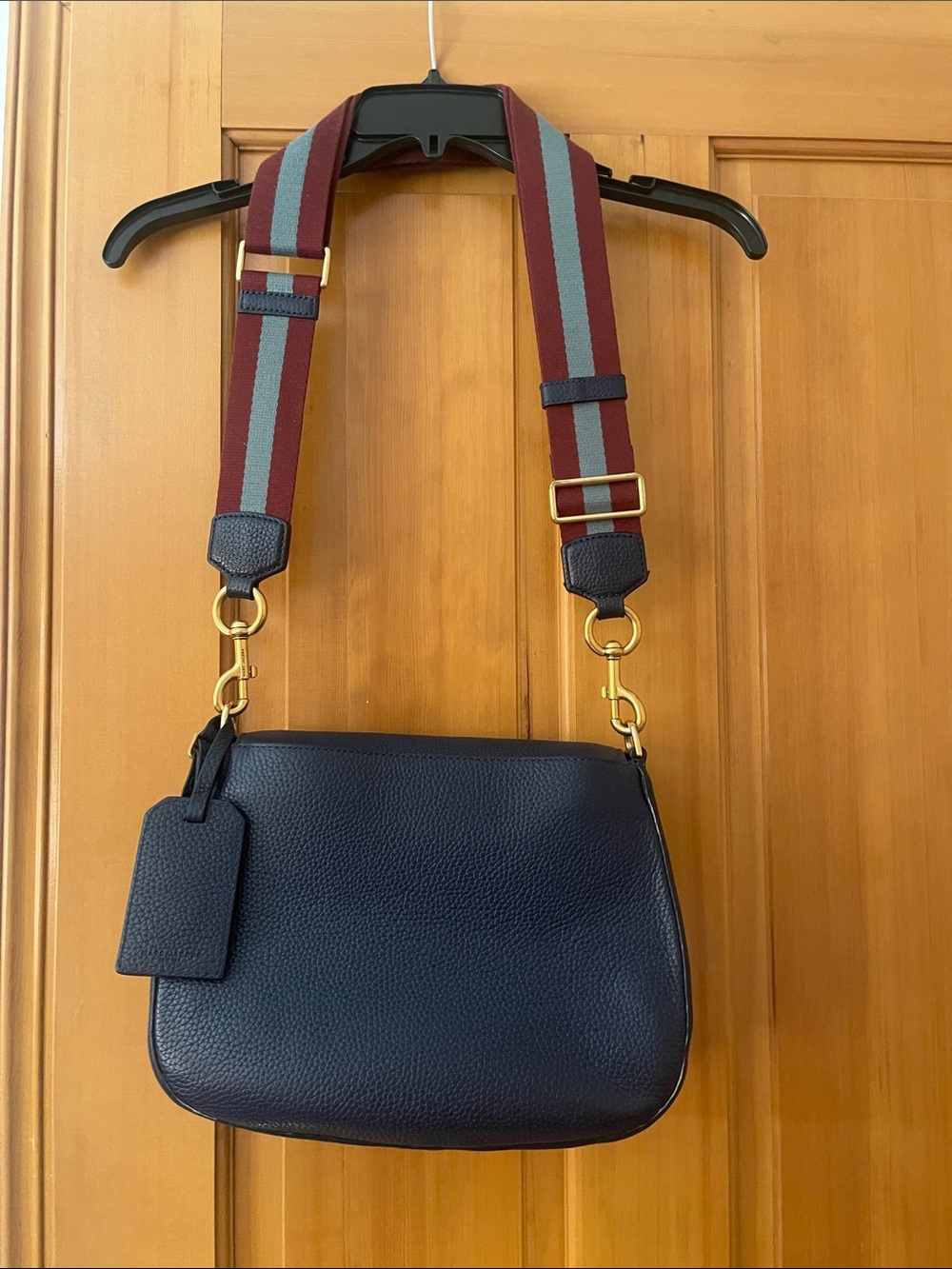 Marc Jacobs Crossbody with grey and burgundy strap for @denawilliams246 - Picture 4 of 13